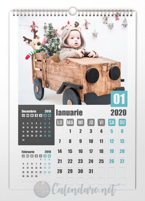 Calendar de perete personalizat - Model 04